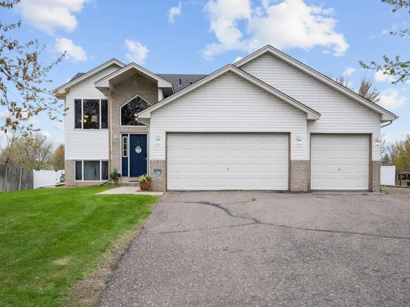 10055 Somerset Ln, Monticello, MN 55362