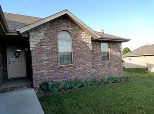 1006 E Highview Dr, Ozark, MO 65721
