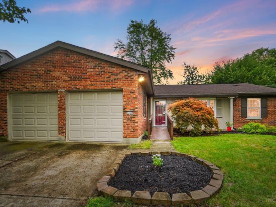 1725 Forester Dr, Cincinnati, OH 45240