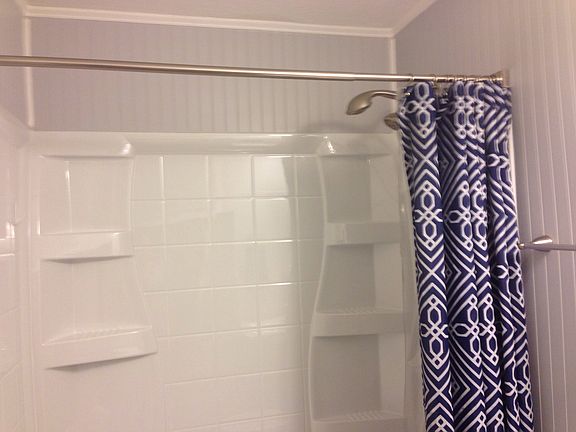 5th image of 1760 Corrin Ave
