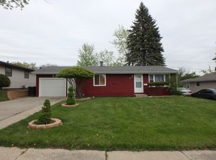 1119 Denver Dr, Carpentersville, IL