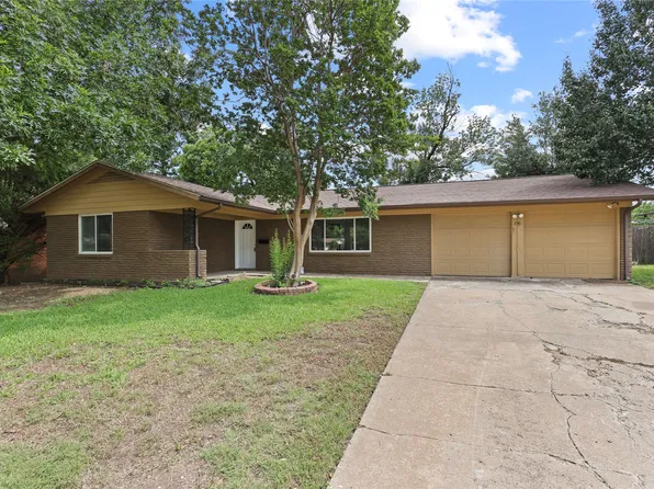 716 Valley View Dr, Arlington, TX 76010