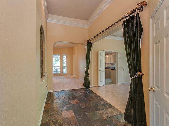 3rd image of 10246 Wildwood Park Ln