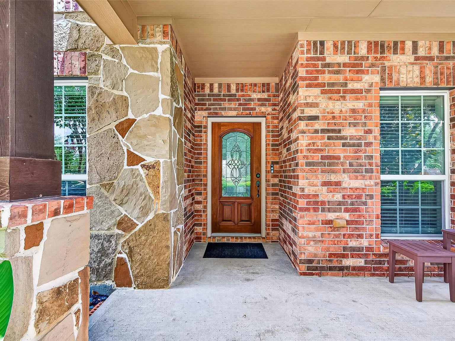 4 bed, 2.5 bath, 2997 sqft, $3,150 — Photo 4