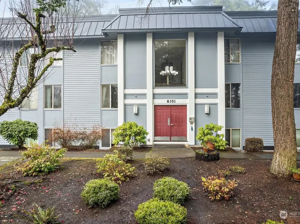 8351 Zircon Drive SW #B-28, Lakewood, WA 98498