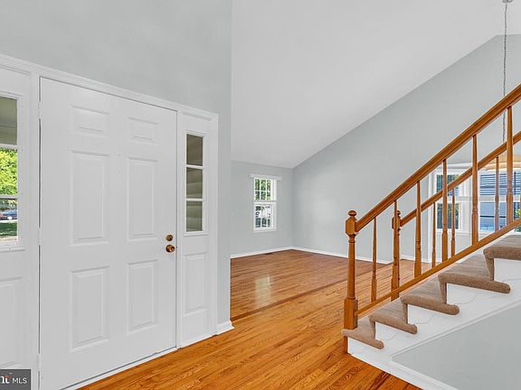 2nd image of 6458 Woodmere Pl
