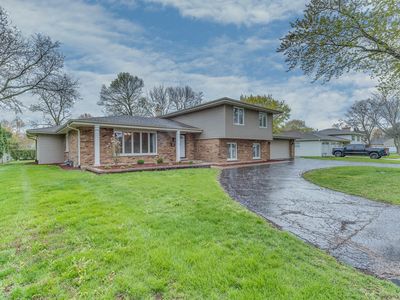 1511 Allen Ln, St Charles, IL, 60174