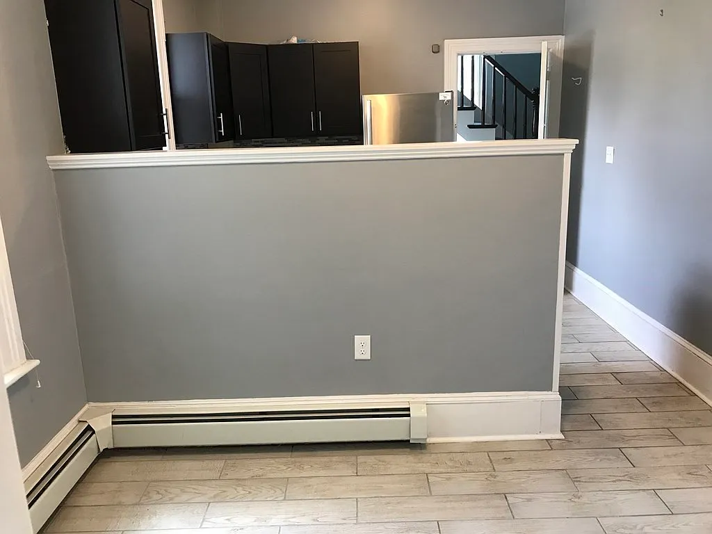 1 bed, 1.0 bath, 980 sqft, $1,950 — Photo 3