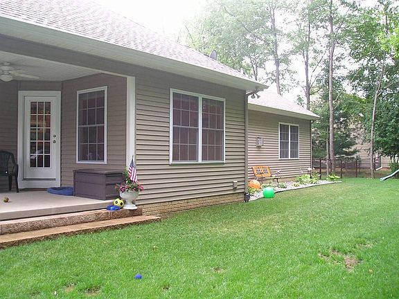 3rd image of 501 Tilton Dr