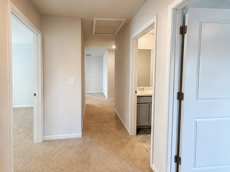 1415 Deer Hollow Run — Photo 7