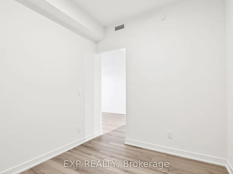 3071 Trafalgar Rd #411 — Photo 34