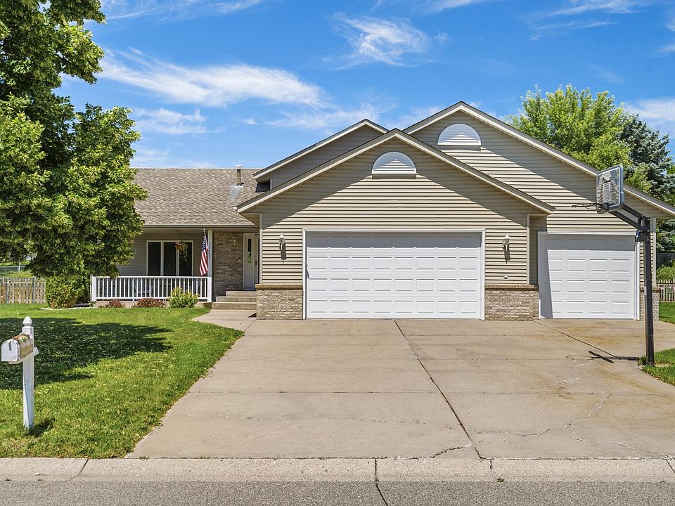 1st image of 2537 Southcrest Ave E