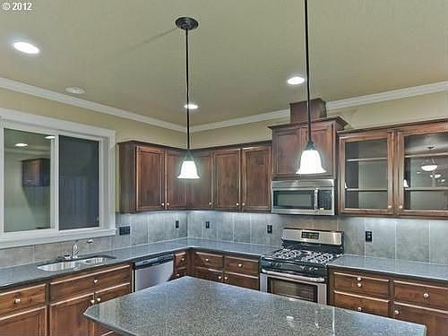 4th image of 3701 SE Palmire Ct
