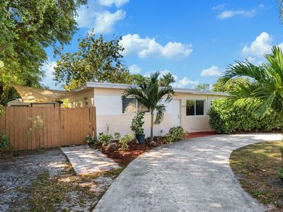 5844 SW 26th Street, West Park, FL, 33023