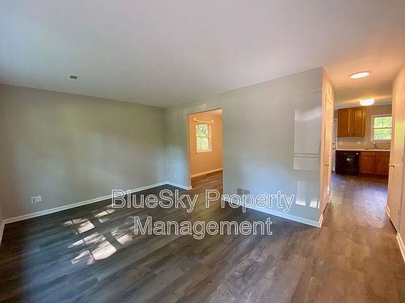 4th image of 1106 Preston Ave #B