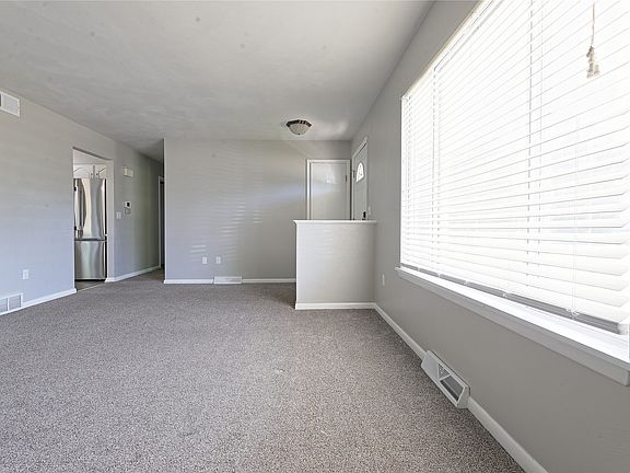 5th image of 2734 W 34th St