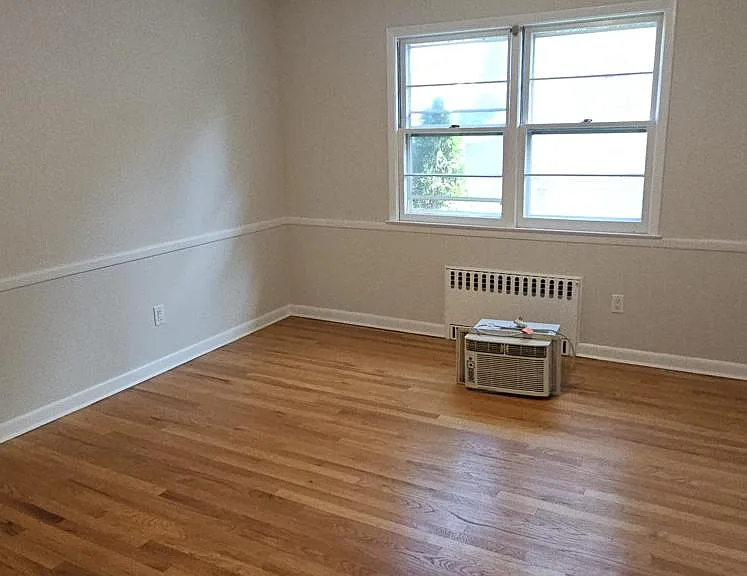 741 Gramatan Ave #2 — Photo 23