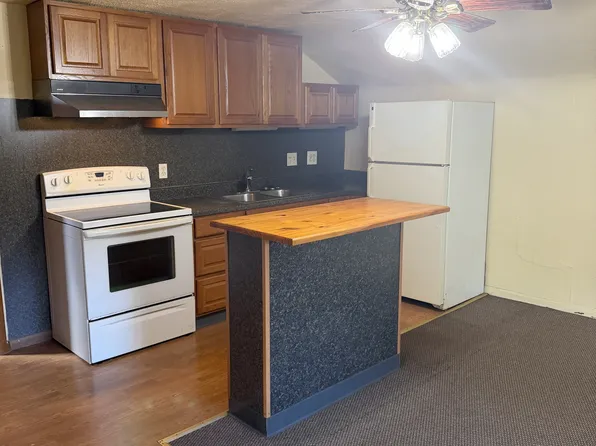 510 Three Mile Hl, Mount Pleasant, PA