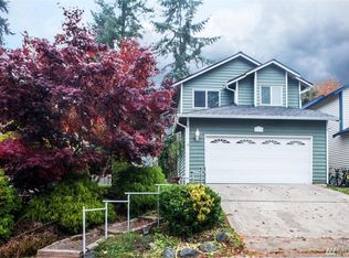 660 NE Flagstone Ln, Bremerton, WA 98310