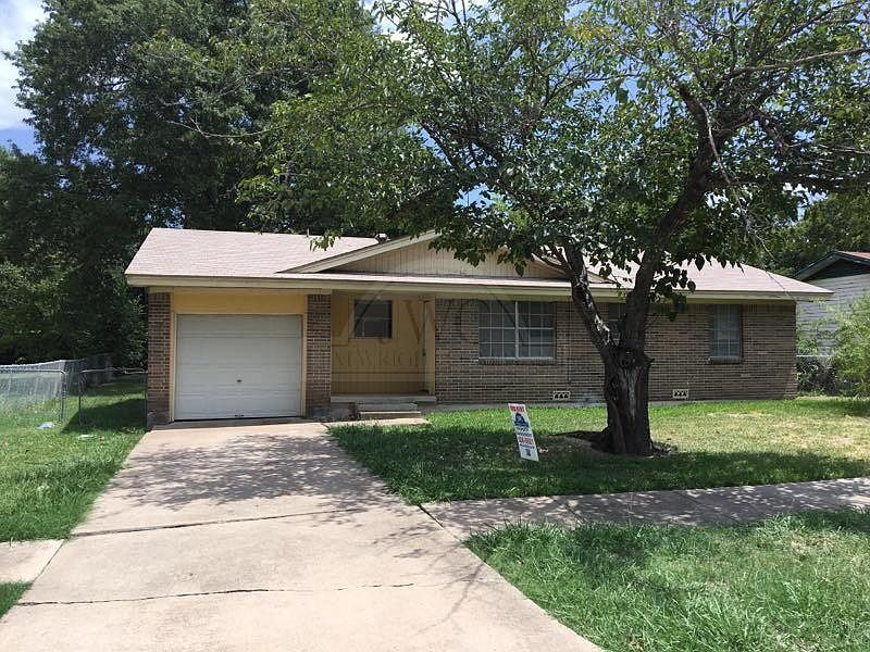 1st image of 1711 Harley Dr
