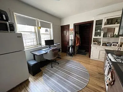 939 N Western Ave #1R — Photo 5
