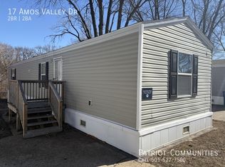 17 Amos Valley Dr, Springfield, IL 62702