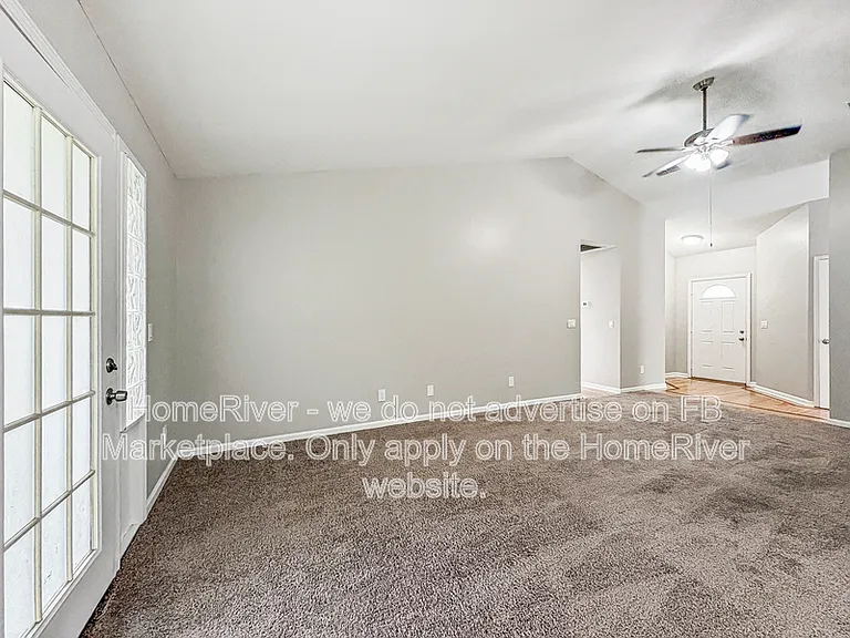 3859 English Colony Dr N — Photo 2