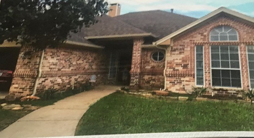 1st image of 1819 Sand Stone Dr