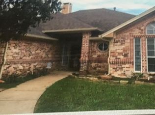 1819 Sand Stone Dr, Sanger, TX 76266