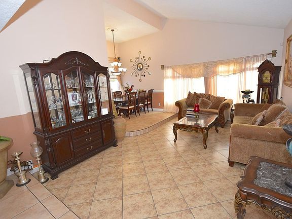 2nd image of 789 Duvall Ave