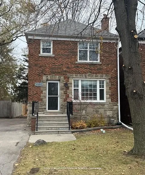 2091 Avenue Rd — Photo 1