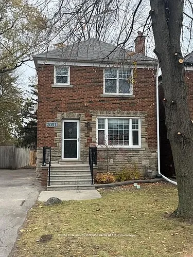 2091 Avenue Rd Photo 1