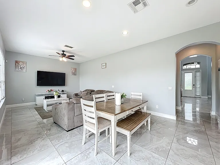 2238 Cedar Garden Dr — Photo 13