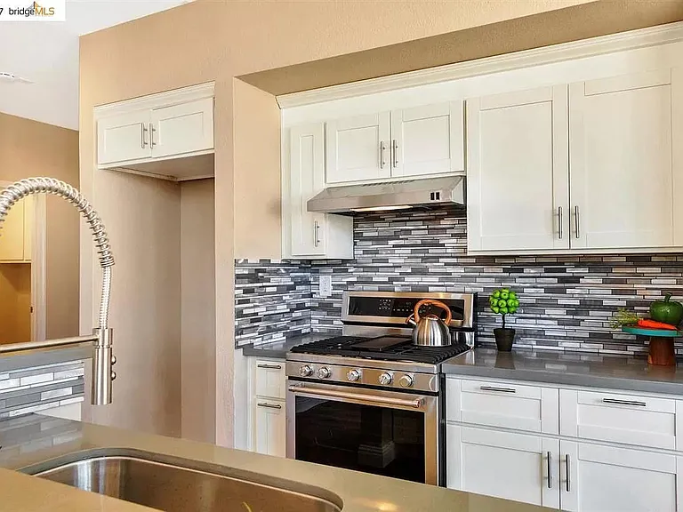 4724 Cove Ln — Photo 20