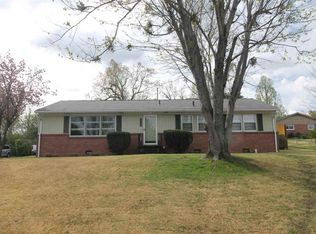 3718 Springdale Cir, Paducah, KY 42001