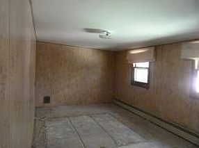 2nd image of 85 Ketchum Rd