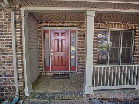5th image of 682 Wyndham Woods Cir