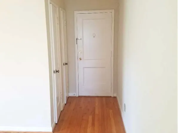 4004 Beecher St NW, Washington, DC