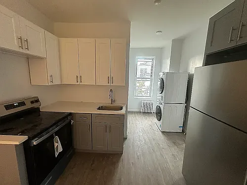 342 Fenimore St Photo 1