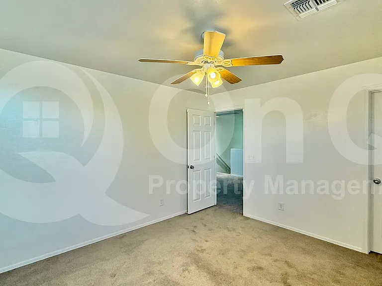 8924 N 102nd Ln — Photo 15