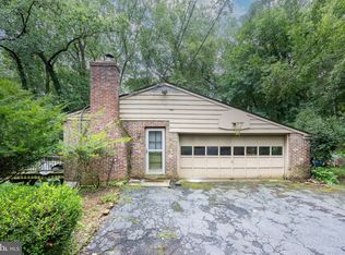 971 Stevens Ln, Wayne, PA 19087