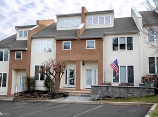 108 Hilltop Rd, New Hope, PA 18938