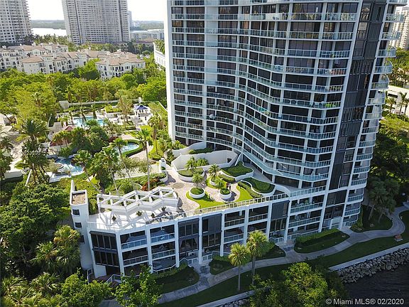 2nd image of 4000 Island Blvd #704