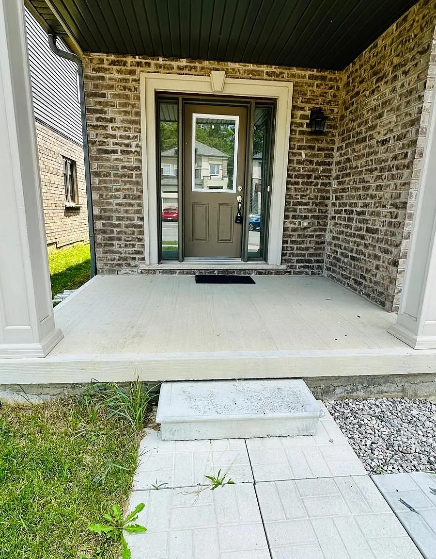 4 bed, $2,800 — Photo 3