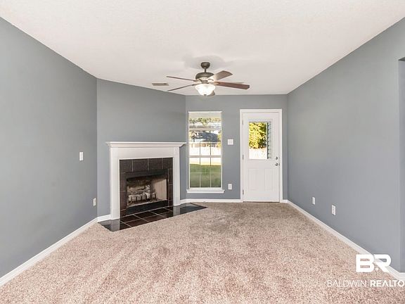 5th image of 8710 Londonderry Ct