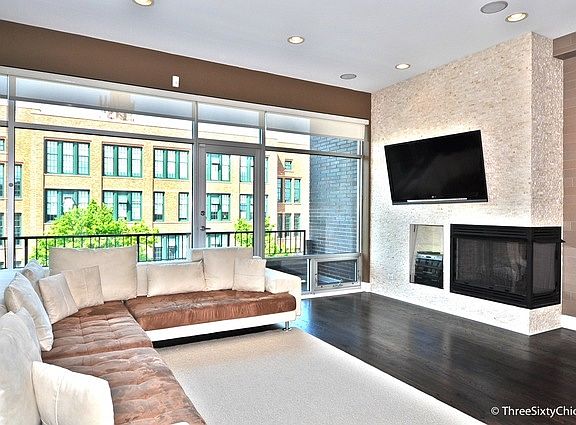 2nd image of 1432 N Orleans St #B
