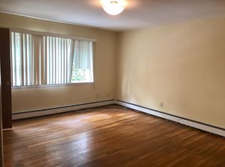 97-45 91st St #2, Ozone Park, NY 11416