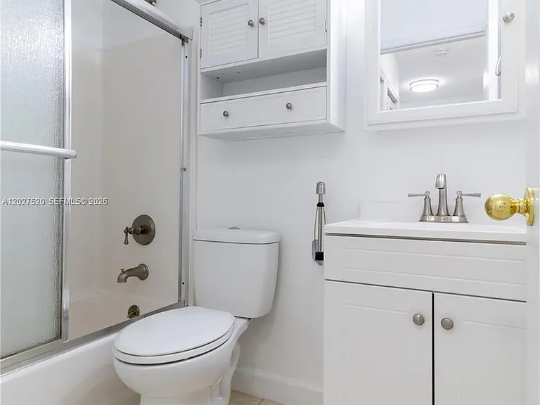 8360 NW 10th St #3C — Photo 24