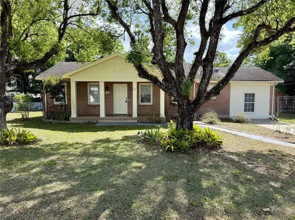 111 S Delaware Ave, Deland, FL 32720