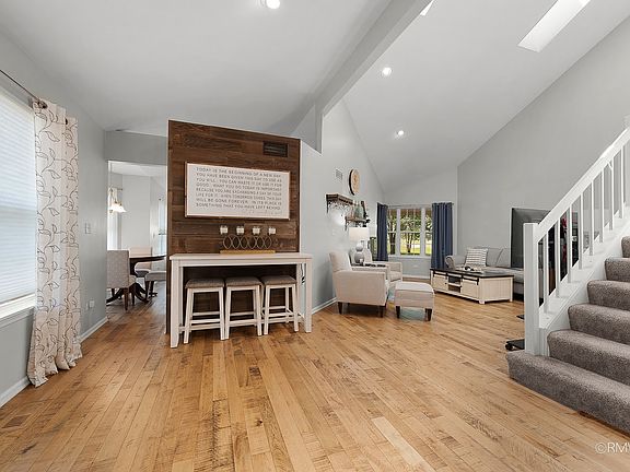 5th image of 1137 Saint Andrews Ct